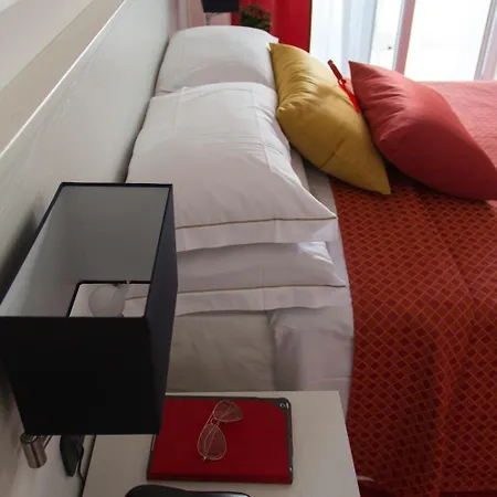 Chiara Hotel 4*
